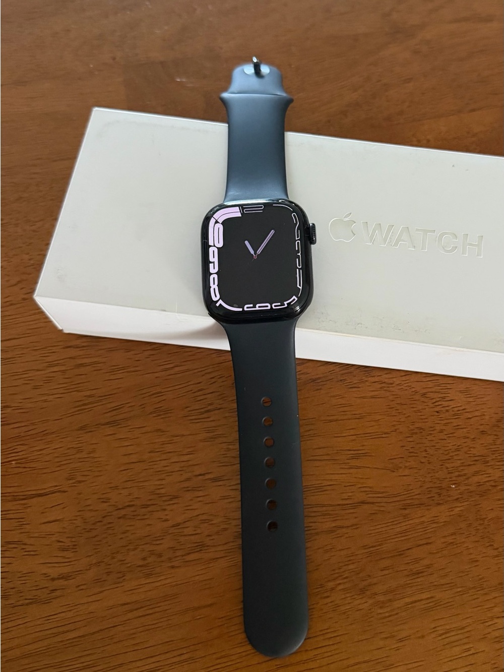 Apple watch series 11 w/ cellular 42mm